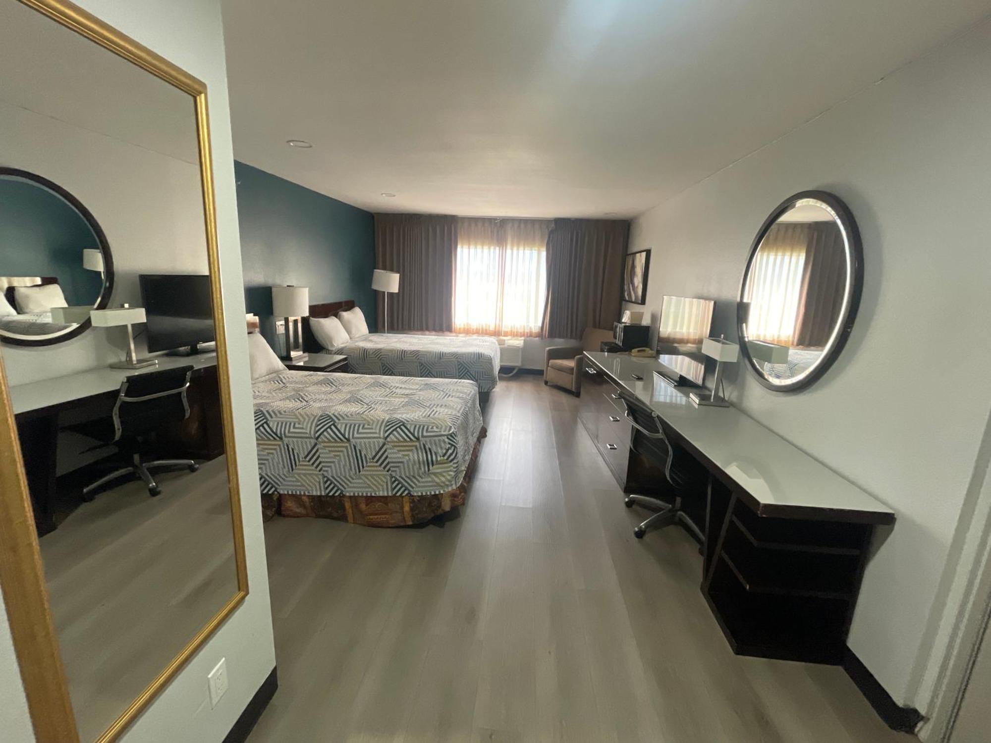 Portside Inn & Suites Los Angeles Buitenkant foto