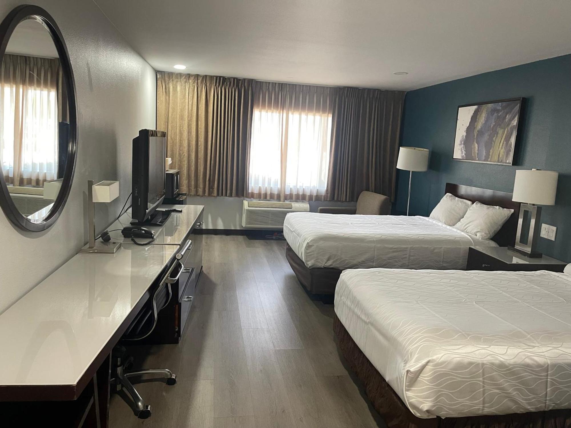 Portside Inn & Suites Los Angeles Buitenkant foto