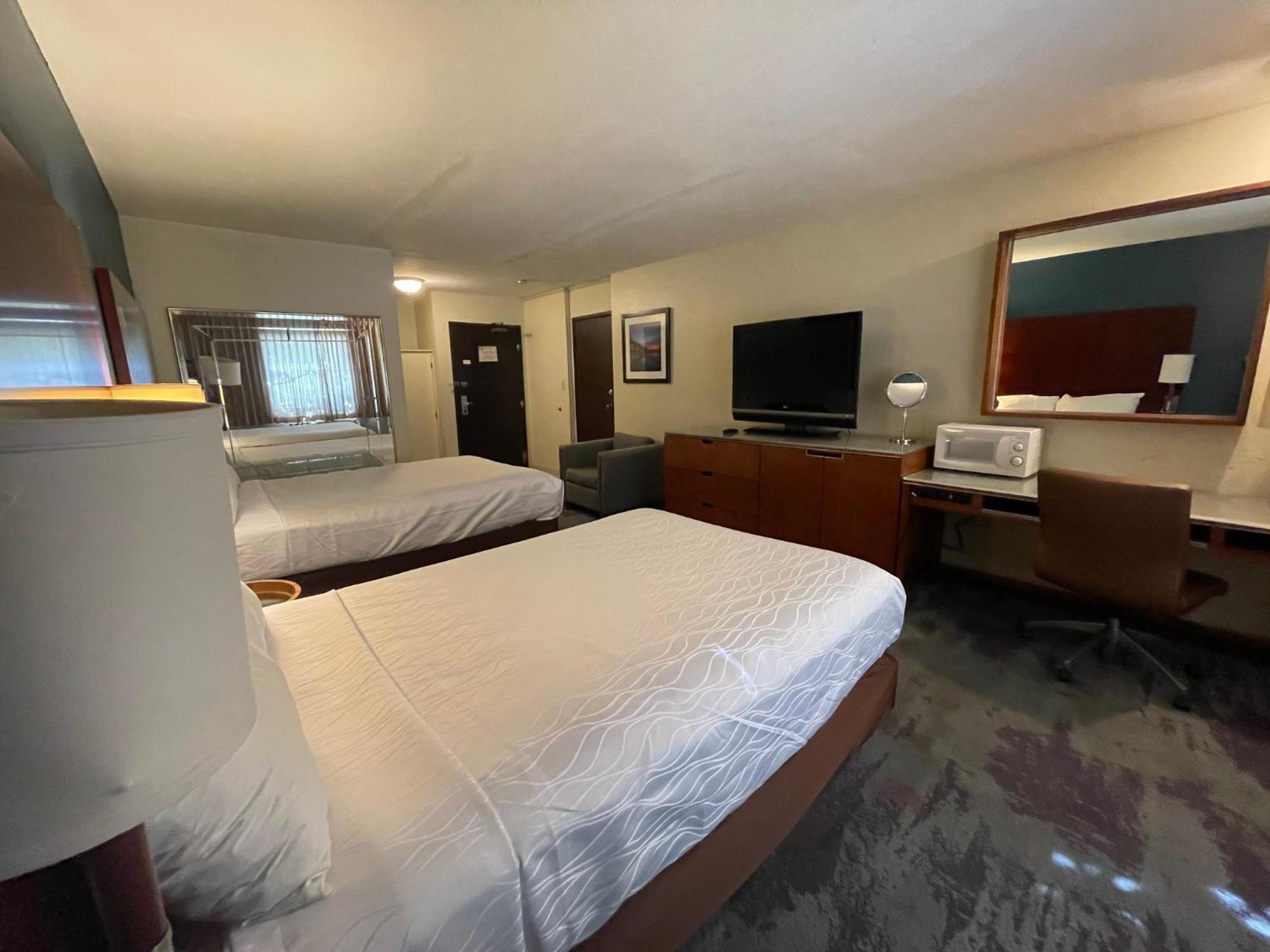 Portside Inn & Suites Los Angeles Buitenkant foto