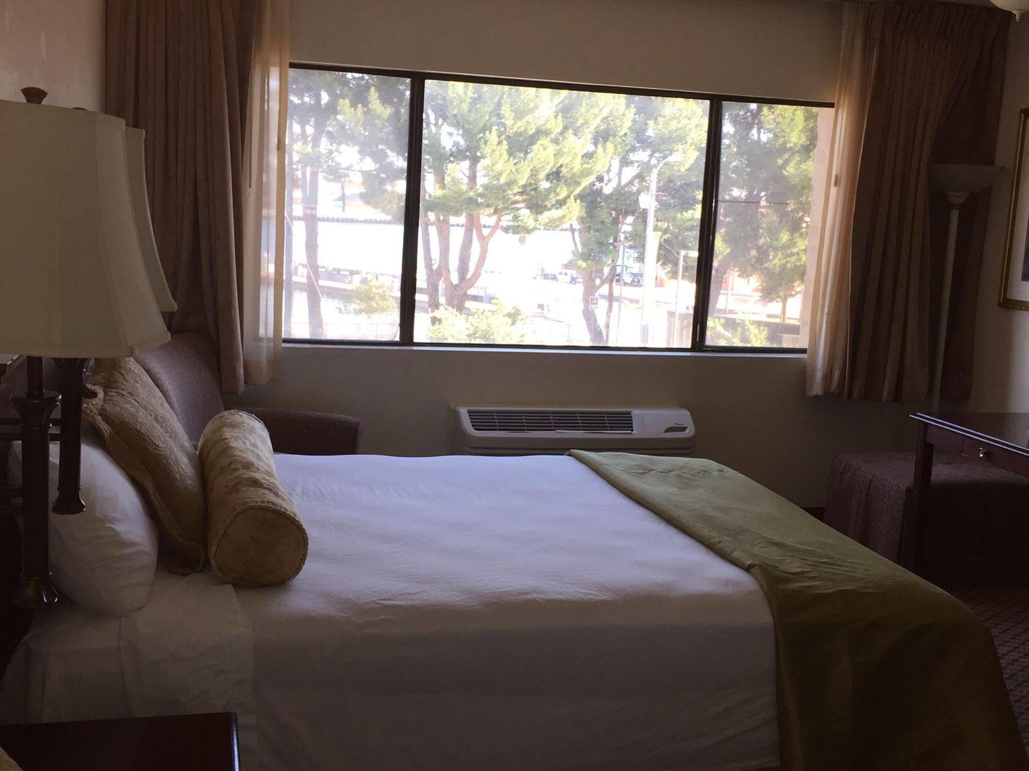 Portside Inn & Suites Los Angeles Buitenkant foto